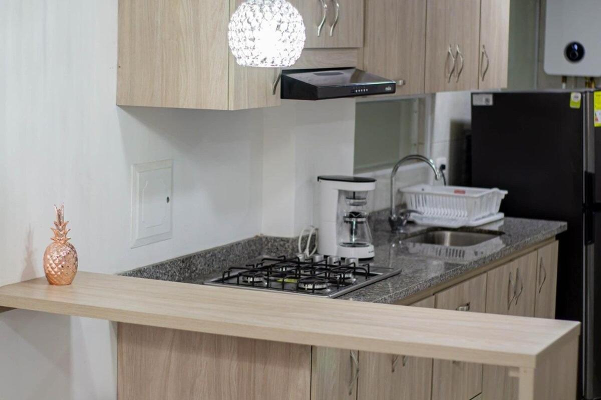 מניזאלס Apartamentos Comodos En Milan Zona G מראה חיצוני תמונה