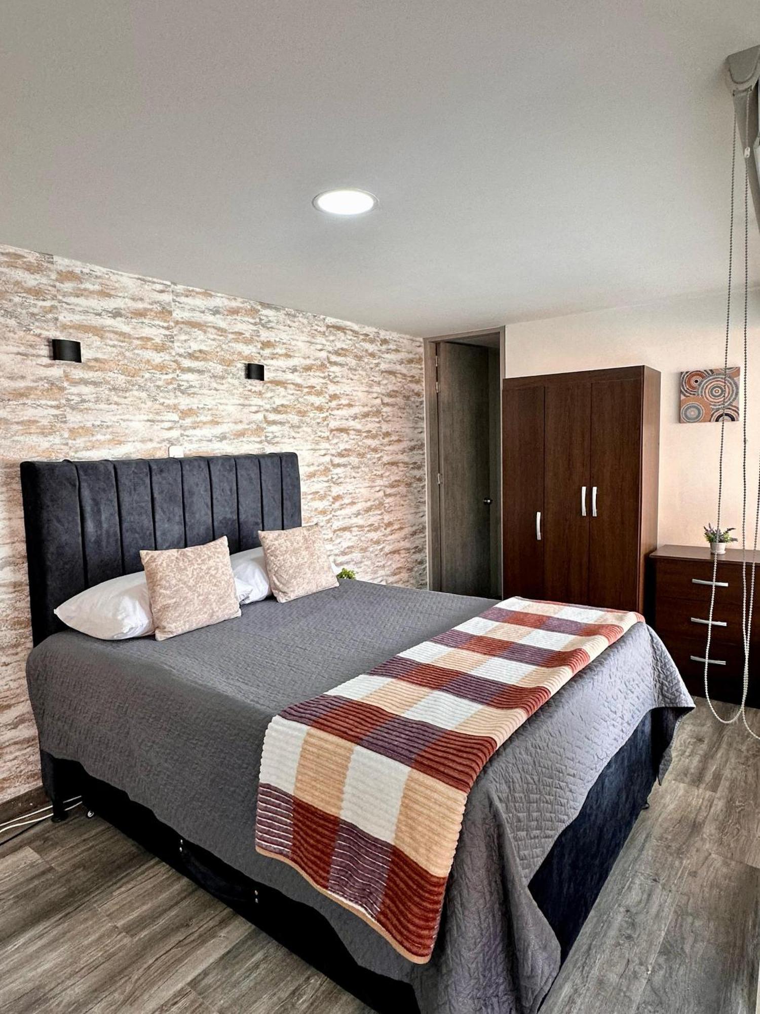 מניזאלס Apartamentos Comodos En Milan Zona G מראה חיצוני תמונה